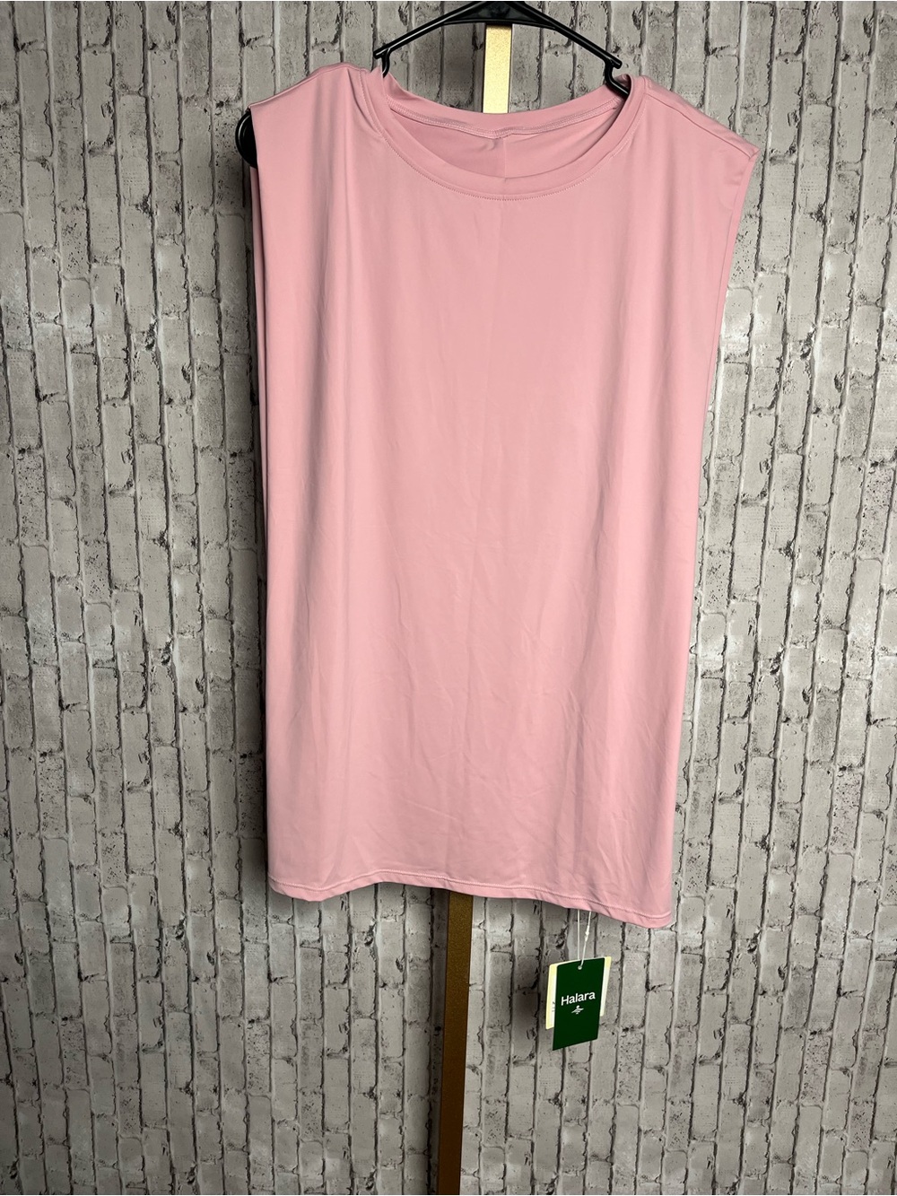 NWT Halara Plus Size 1X Sleeveless yoga Tank Top Light Baby pink Gym muscle
